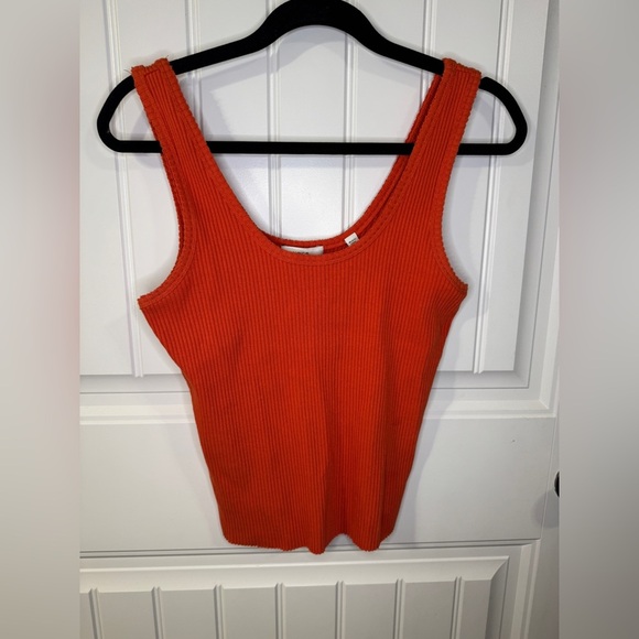 Vince Orange Raw-Edge Ribbed Scoop-Neck Tank - Picture 2 of 6